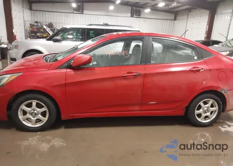 2013 Hyundai Accent Gls z USA, uszkodzony, nr VIN KMHCT4AE5DU534563